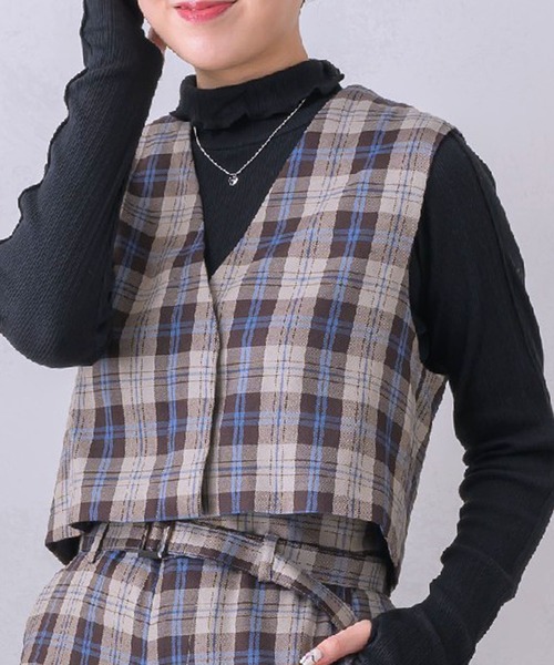 RETRO GIRL(レトロガール)の「ショートベスト(ベスト・レディース・ブラック/ナチュラル/ブラウン系その他2/ダークグレー・FREE)」の1枚目の写真