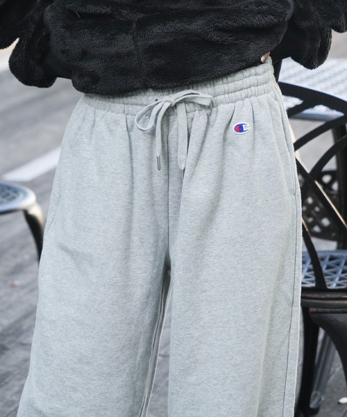 Champion(チャンピオン)の「【CHAMPION/チャンピオン】SWEAT PANT 裏起毛 スウェットパンツ ワイドパンツ CW-Y207 リサイクルポリエステル サステナブル ワイドシルエット(スウェットパンツ・レディース・ブラック/杢グレー/ベージュ・MEDIUM/LARGE)」の12枚目の写真