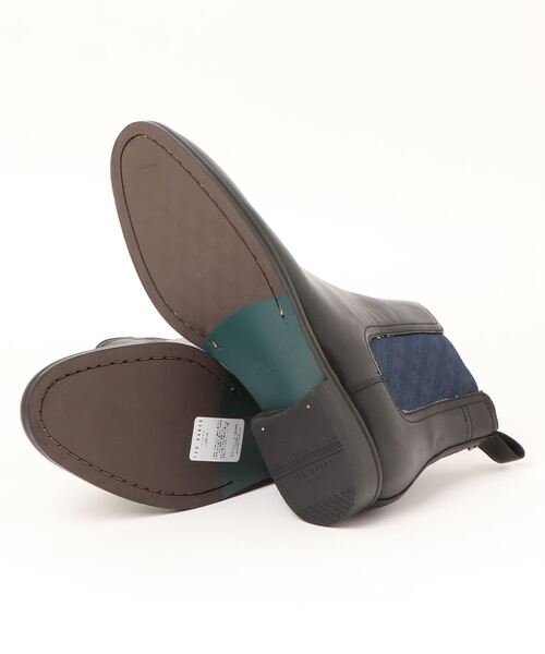 Ted Baker（テッドベーカー）の「LINEUS ジオメトリックディテール チェルシーブーツ（ブーツ・メンズ・ブラック・44/43/42/41）」の3枚目の写真