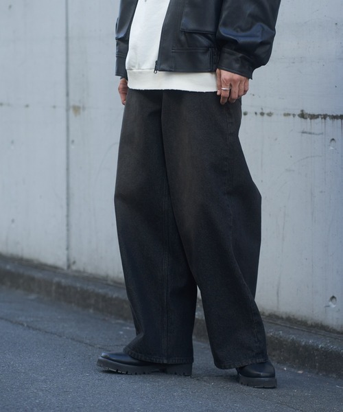 COLONY 2139（コロニートゥーワンスリーナイン）の「ワイドストレートデニム（デニムパンツ・メンズ・ブラック系その他/ブラック・MEDIUM/LARGE）」の8枚目の写真