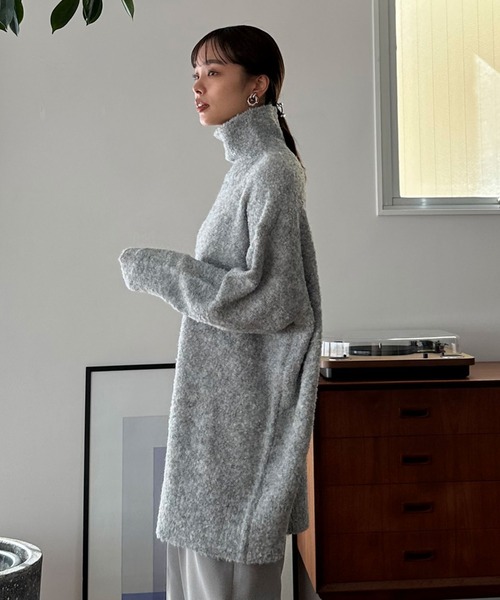 Doux archives（ドゥアルシーヴ）の「ブークレチュニックニット