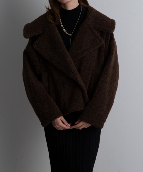 emi+（エミプラス）の「ビックカラーボリュームボアショートコート