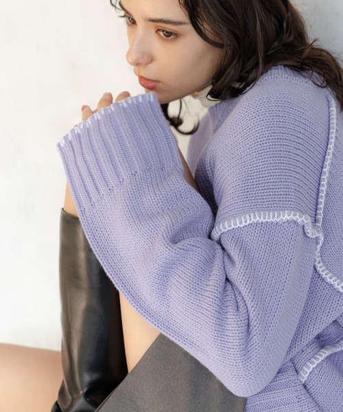 LAKOLE（ラコレ）の「3ゲージハンドステッチ風プルオーバー / 995960（ニット/セーター・レディース・ラベンダー/ライトグレー/ブラック/ナチュラル・SMALL/MEDIUM）」の4枚目の写真