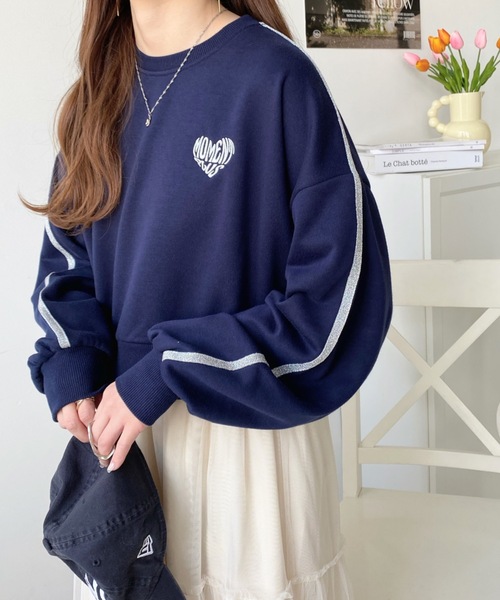 moment+（モーメントプラス）の「TC裏毛ロゴハート刺繍ラメライン