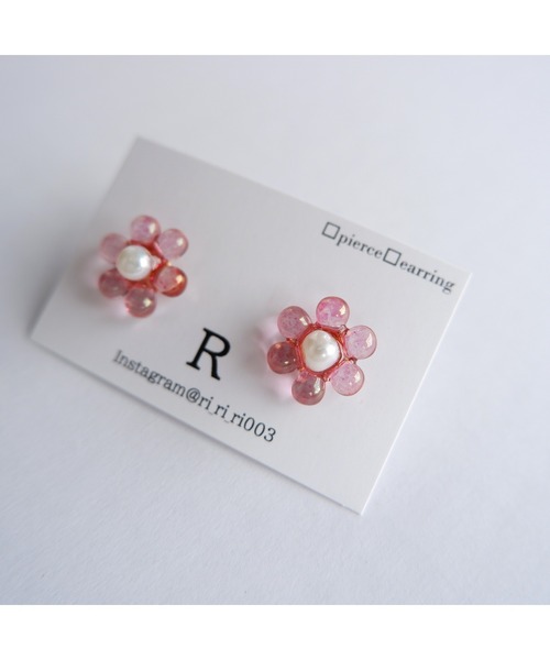 tone（トーン）の「【R】小粒なチェコガラスフラワーピアス(MA)（ピアス（両耳用）・レディース・ホワイト/グリーン/その他1/その他2/その他3/ピンク系その他/その他/オリーブ/ピンク・FREE）」の21枚目の写真