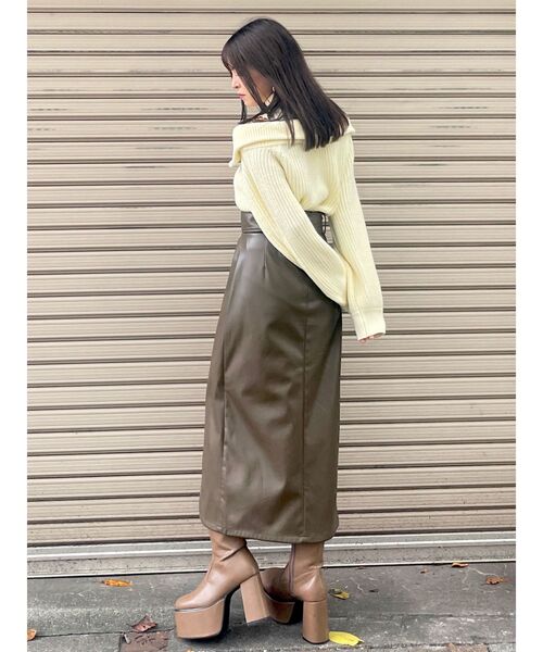 MURUA（ムルーア）の「ショルダーオープンハーフZIPニット（ニット/セーター・レディース・ブラック/ブルー/アイボリー・FREE）」の15枚目の写真