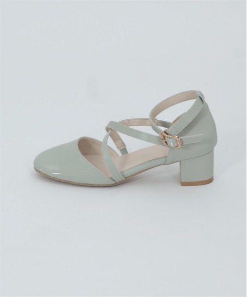 axes femme(アクシーズファム)の「クロスストラップパンプス(パンプス・レディース・グリーン/ブラック/グレイッシュベージュ・MEDIUM/LARGE)」の5枚目の写真