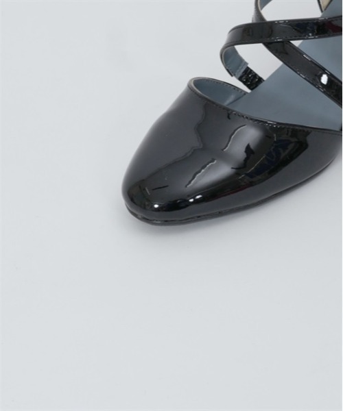 axes femme(アクシーズファム)の「クロスストラップパンプス(パンプス・レディース・グリーン/ブラック/グレイッシュベージュ・MEDIUM/LARGE)」の15枚目の写真