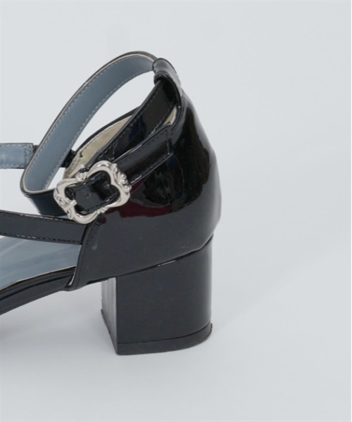 axes femme(アクシーズファム)の「クロスストラップパンプス(パンプス・レディース・グリーン/ブラック/グレイッシュベージュ・MEDIUM/LARGE)」の16枚目の写真