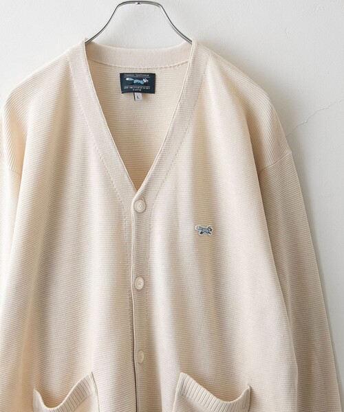 PENNEYS（ぺニーズ）の「PENNEYS（ぺニーズ）別注Vネックガーターニットカーディガン（WEB限定カラー）（カーディガン/ボレロ・メンズ・その他2/オフホワイト/グレー/その他1/ブラック/コバルトブルー/ケリーグリーン・XL/L/M/S）」の2枚目の写真