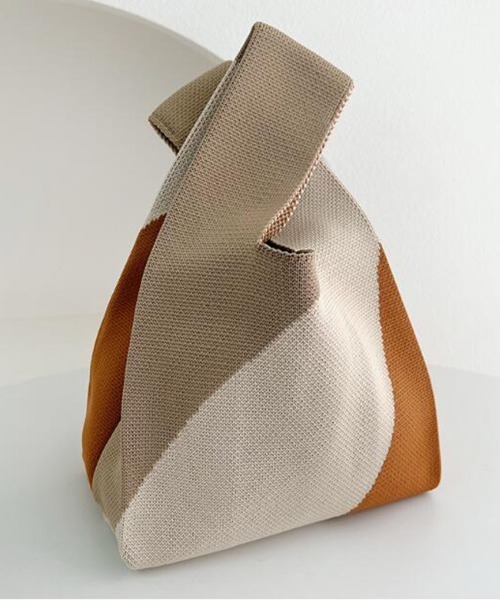 Miniministore（ミニミニストア）の「マルシェバッグ ニットバッグ ミニトート（トートバッグ・レディース・ブラック×レッド/アイボリー/ゼブラ/ブラック系2/ブルー/グリーン×ピンク/ネイビー/ピンク系1/ピンク系2/レオパード/ブラウン/ブラック系1/ベージュ系1/ベージュ系2/ホワイト系3/ホワイト系5/ブラウン系1/ライトブルー/ホワイト系1/ホワイト系2/ブラック系/ピンク系3/イエロー系1/ブラック×ホワイト/グリーン系2/ネイビー系1/パープル系1/ベージュ系3/ブラック系4/ブラック系5/ブルー系/ホワイト系7/ブラック系3/ホワイト系6・FREE）」の19枚目の写真