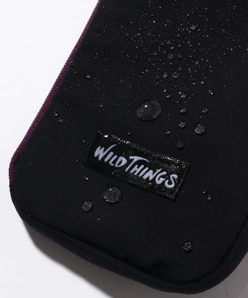 WILD THINGS(ワイルドシングス)の「【WILD THINGS/ワイルドシングス】DELFY fabric ワンポイントロゴ ネックミニポーチ(ポーチ・メンズ・ブラック/パープル/レッド/ターコイズブルー・FREE)」の13枚目の写真
