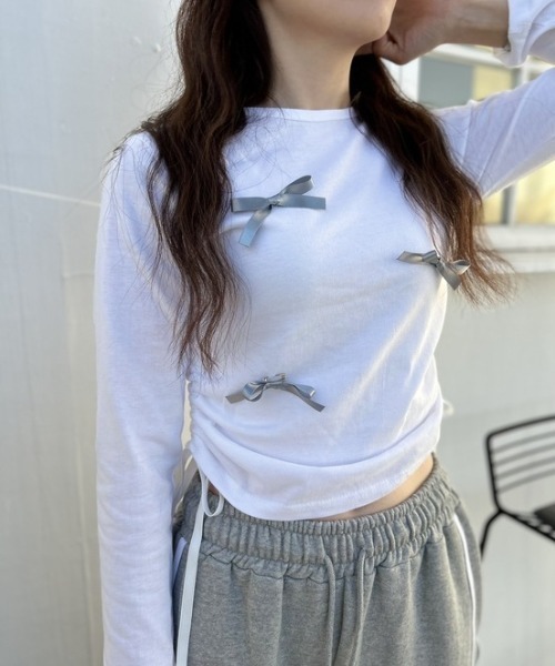 ipugo（イプゴ）の「ipugo/イプゴ シャーリングリボン トップス 夏物 夏服（Tシャツ/カットソー・レディース・ブラック/ホワイト/グレー・FREE）」の2枚目の写真