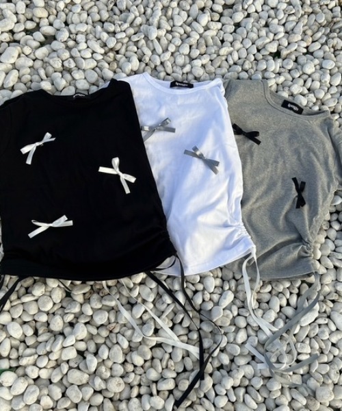 ipugo（イプゴ）の「ipugo/イプゴ シャーリングリボン トップス 夏物 夏服（Tシャツ/カットソー・レディース・ブラック/ホワイト/グレー・FREE）」の4枚目の写真