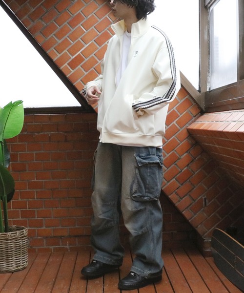 ８(eight)（エイト）の「トラックジャケット（ジャージ・メンズ・ベージュ系その他2/ブラック/ベージュ系その他/ワイン・MEDIUM/LARGE）」の16枚目の写真