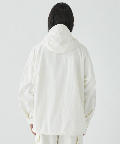marka（マーカ）の「STUDIOUS別注 TECH ECWCS JACKET（ミリタリージャケット・メンズ・ホワイト/ブラック/ダークグレー・1/2）」の9枚目の写真