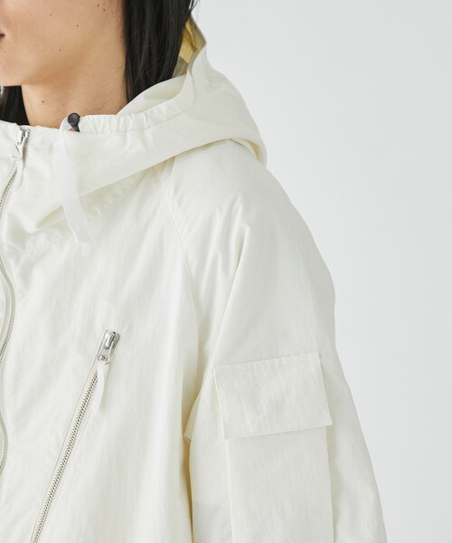 marka（マーカ）の「STUDIOUS別注 TECH ECWCS JACKET（ミリタリージャケット・メンズ・ホワイト/ブラック/ダークグレー・1/2）」の11枚目の写真