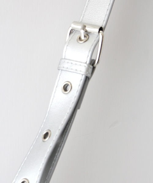 SpRay(スプレイ)の「フェイクレザーマルチポケットバッグ(ショルダーバッグ・レディース・シルバー/アイボリー/ブラック・FREE)」の11枚目の写真