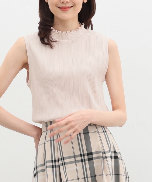 Honeys(ハニーズ)の「メローハイネックタンクトップ(タンクトップ・レディース・ベージュ/オフホワイト/モカ/ミント/ブラック/キャメル/ボルドー/ライトブラウン・L/LL/M/S)」の6枚目の写真