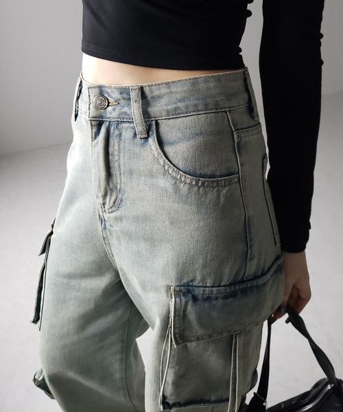 me+em select(ミームセレクト)の「※※【 4size / 2color 】4ポケットストラップヴィンテージルーズカーゴデニム / 4 pocket strap vintage loose cargo denim(デニムパンツ・レディース・ダークブルー/ライトブルー・MEDIUM/SMALL/X-LARGE/LARGE)」の6枚目の写真