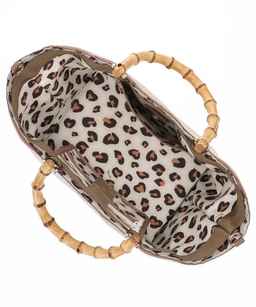 LeSportsac（レスポートサック）の「MED BAMBOO RAFFIA TOTE ラフィアナチュラル（トートバッグ・レディース・ベージュ・FREE）」の13枚目の写真