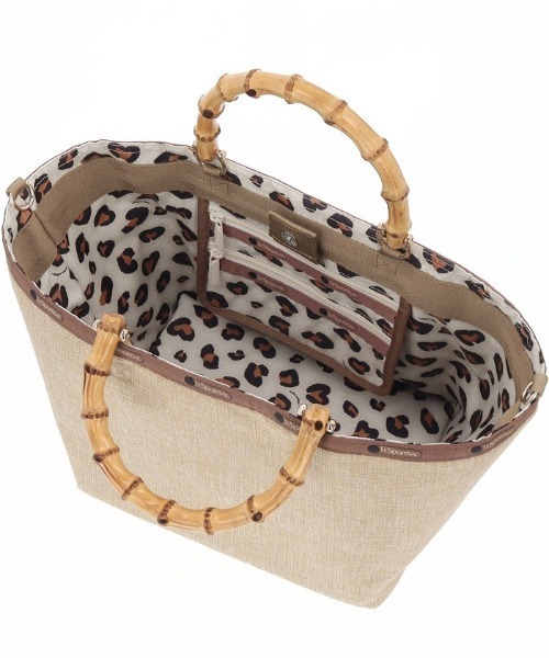 LeSportsac（レスポートサック）の「MED BAMBOO RAFFIA TOTE ラフィアナチュラル（トートバッグ・レディース・ベージュ・FREE）」の14枚目の写真