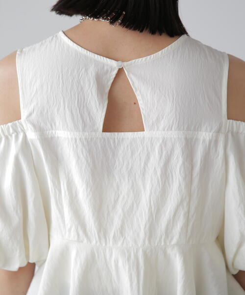 FREE'S MART（フリーズマート）の「◆オフショルペプラムブラウス（シャツ/ブラウス・レディース・ブラック/ホワイト/イエロー・FREE）」の8枚目の写真