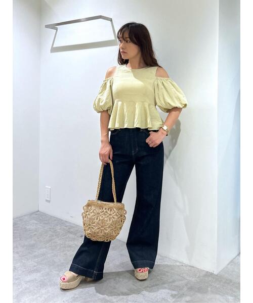 FREE'S MART（フリーズマート）の「◆オフショルペプラムブラウス（シャツ/ブラウス・レディース・ブラック/ホワイト/イエロー・FREE）」の17枚目の写真