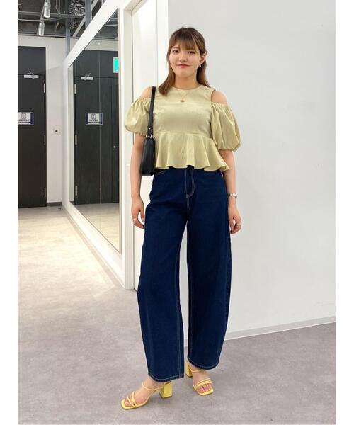 FREE'S MART（フリーズマート）の「◆オフショルペプラムブラウス（シャツ/ブラウス・レディース・ブラック/ホワイト/イエロー・FREE）」の18枚目の写真