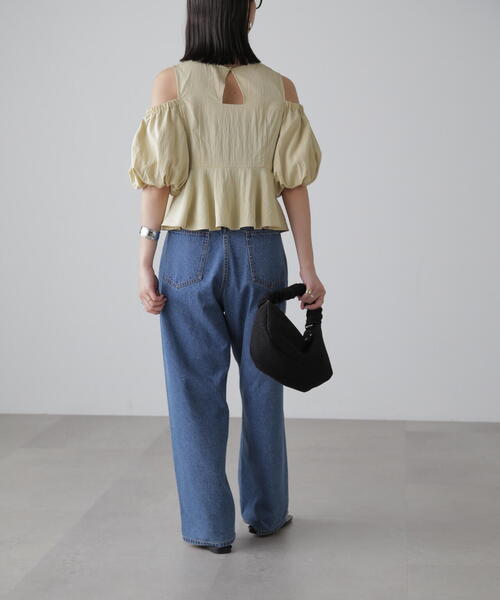 FREE'S MART（フリーズマート）の「◆オフショルペプラムブラウス（シャツ/ブラウス・レディース・ブラック/ホワイト/イエロー・FREE）」の22枚目の写真