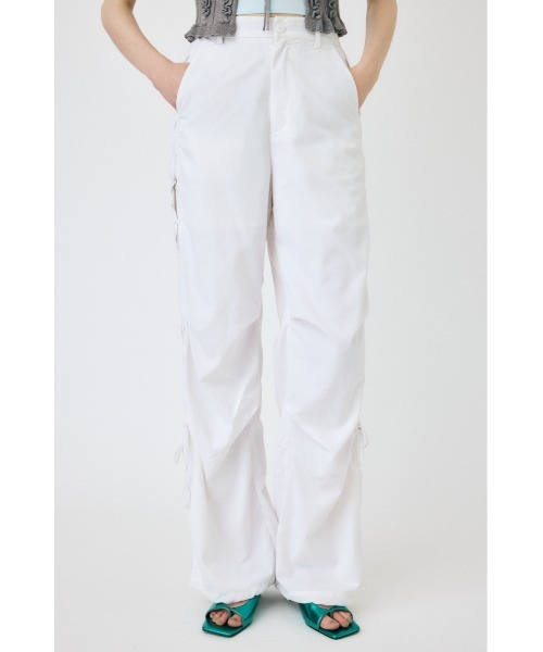 MOUSSY(マウジー)の「SIDE LACE UP PARACHUTE パンツ(その他パンツ・レディース・ホワイト/ライトカーキ/チャコールグレー・1/2)」の2枚目の写真