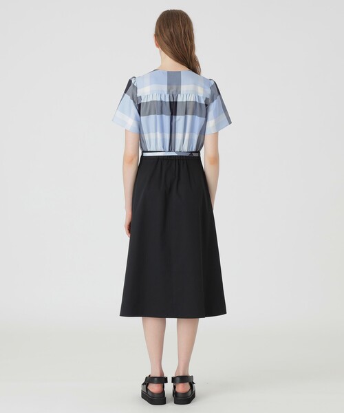 BLUE LABEL CRESTBRIDGE（ブルーレーベルクレストブリッジ）の