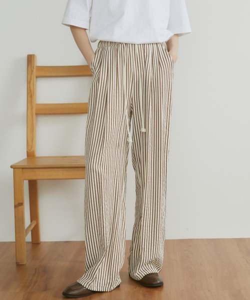 MERLOT（メルロー）の「ストライプイージーロングパンツ（その他パンツ・レディース・ブラック/ブラウン・FREE）」の2枚目の写真