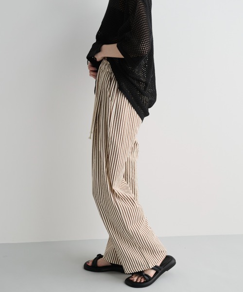 MERLOT（メルロー）の「ストライプイージーロングパンツ（その他パンツ・レディース・ブラック/ブラウン・FREE）」の13枚目の写真