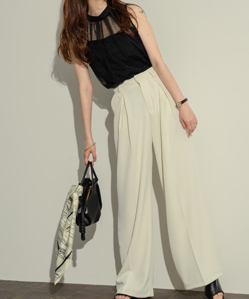 NEUNA（ヌナ）の「ノースリシアータックブラウス（シャツ/ブラウス・レディース・ホワイト/グレー/ブラック・FREE）」の7枚目の写真