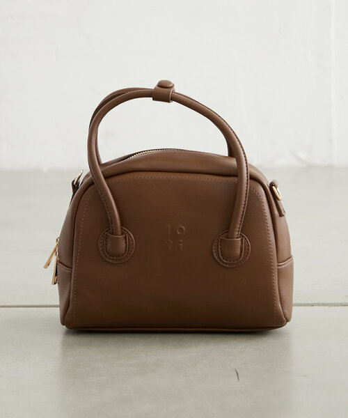 loti（ロティ）の「loti エンボスロゴボストン（ボストンバッグ・レディース・ブラウン/ベージュ/ブラック・ONE SIZE）」の11枚目の写真