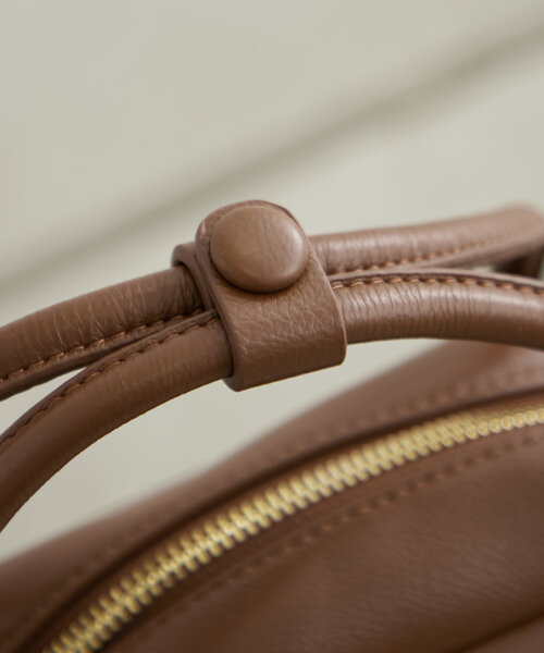 loti（ロティ）の「loti エンボスロゴボストン（ボストンバッグ・レディース・ブラウン/ベージュ/ブラック・ONE SIZE）」の14枚目の写真