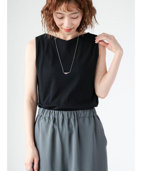 Lugnoncure（ルノンキュール）の「【抗菌防臭】リブボートネックタンクトップ（タンクトップ・レディース・ダークブラウン/レッド/ブラック/オフホワイト・F）」の6枚目の写真