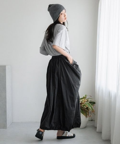 LOWRYS FARM(ローリーズファーム)の「ドロストコクーンスカート 133510(スカート・レディース・カーキ/ブラック/アイボリー・FREE)」の5枚目の写真