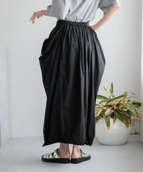 LOWRYS FARM(ローリーズファーム)の「ドロストコクーンスカート 133510(スカート・レディース・カーキ/ブラック/アイボリー・FREE)」の8枚目の写真