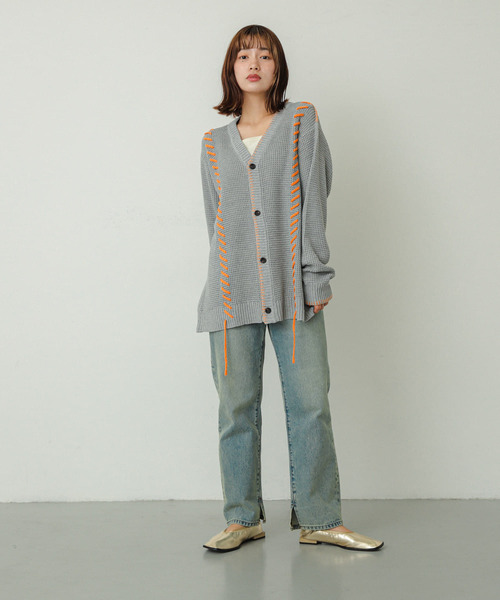 SENSE OF PLACE by URBAN RESEARCH（センスオブプレイスバイアーバンリサーチ）の「『ユニセックス』ブランケットステッチカーディガン（カーディガン/ボレロ・メンズ・ネイビー/パープル/ライトグレー・MEDIUM/LARGE）」の7枚目の写真