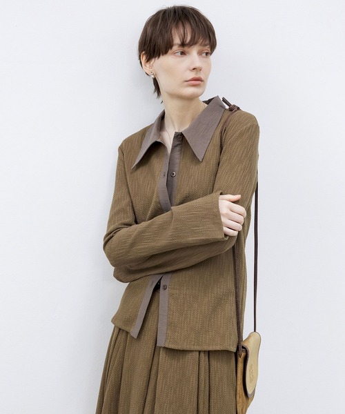 tageechita（タジチタ）の「【TAGEECHITA】楊柳風バイカラーシャツ（シャツ/ブラウス・レディース・ブラウン・L/M/S）」の18枚目の写真