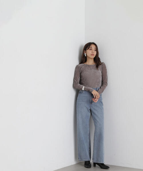 NATURAL BEAUTY BASIC(ナチュラルビューティーベーシック)の「◇【Oggi・美人百花掲載】ベロアボートネックカットソー(Tシャツ/カットソー・レディース・オリーブ/ブラック/オフホワイト/グレー・FREE)」の15枚目の写真