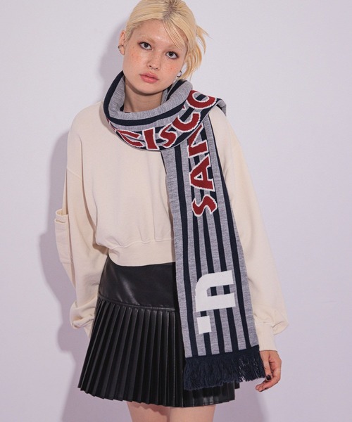 FOREVER 21（フォーエバー トゥエンティーワン）の「【2024FW】ピグメント裏毛スウェットプルオーバー（スウェット・レディース・オフホワイト/ネイビー/グレー/ピンク・FREE）」の2枚目の写真