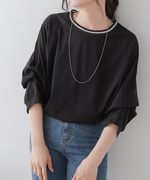 Bou Jeloud(ブージュルード)の「衿ライン2WAYスリーブプルオーバー(Tシャツ/カットソー・レディース・キャメル/パープル/ブラック・FREE)」の1枚目の写真