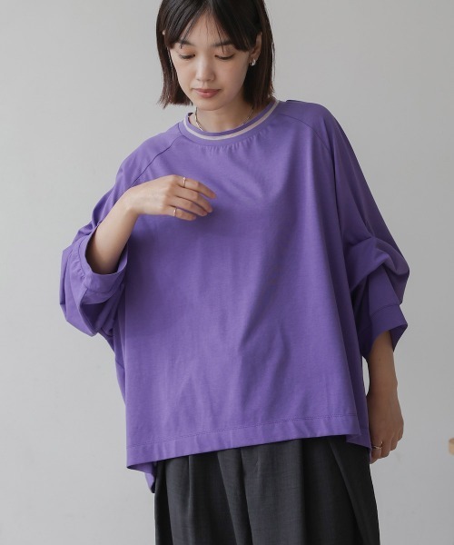 Bou Jeloud(ブージュルード)の「衿ライン2WAYスリーブプルオーバー(Tシャツ/カットソー・レディース・キャメル/パープル/ブラック・FREE)」の11枚目の写真