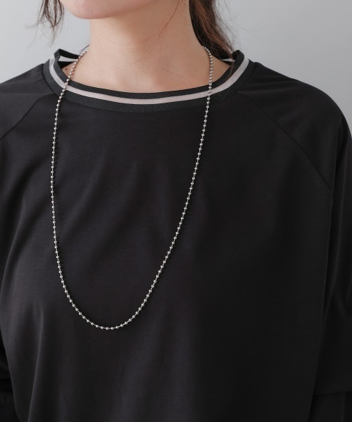 Bou Jeloud(ブージュルード)の「衿ライン2WAYスリーブプルオーバー(Tシャツ/カットソー・レディース・キャメル/パープル/ブラック・FREE)」の8枚目の写真