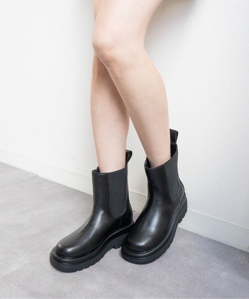 Fabby fabby（ファビィーファビィー）の「サイドゴアブーツ（ブーツ・レディース・ブラック・SMALL/MEDIUM/LARGE）」の4枚目の写真