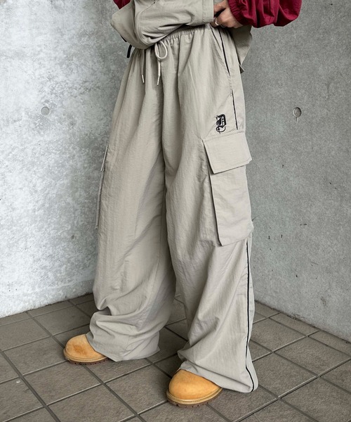 sedacle(セダクル)の「ナイロンカーゴパンツ【SETUP着用可能】(カーゴパンツ・メンズ・ベージュ/ライトグレー/チャコールグレー・SMALL/MEDIUM/LARGE)」の3枚目の写真