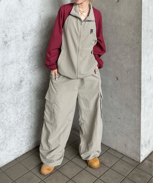 sedacle(セダクル)の「ナイロンカーゴパンツ【SETUP着用可能】(カーゴパンツ・メンズ・ベージュ/ライトグレー/チャコールグレー・SMALL/MEDIUM/LARGE)」の6枚目の写真